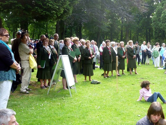 ../previews/040-SingendeGraft 10.JPG.medium.jpeg