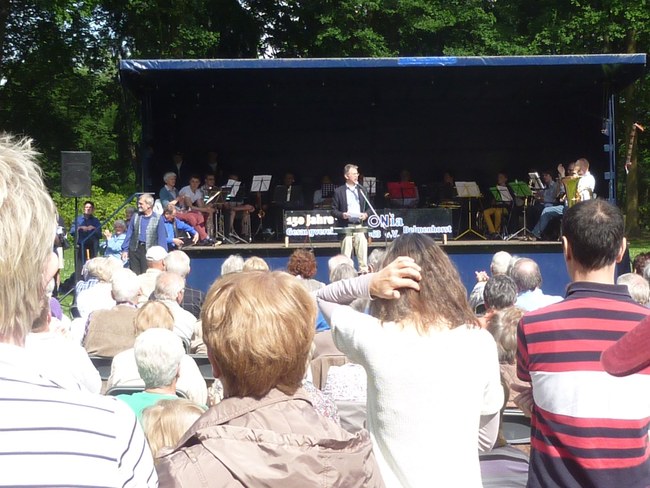 ../previews/042-SingendeGraft 12.JPG.medium.jpeg