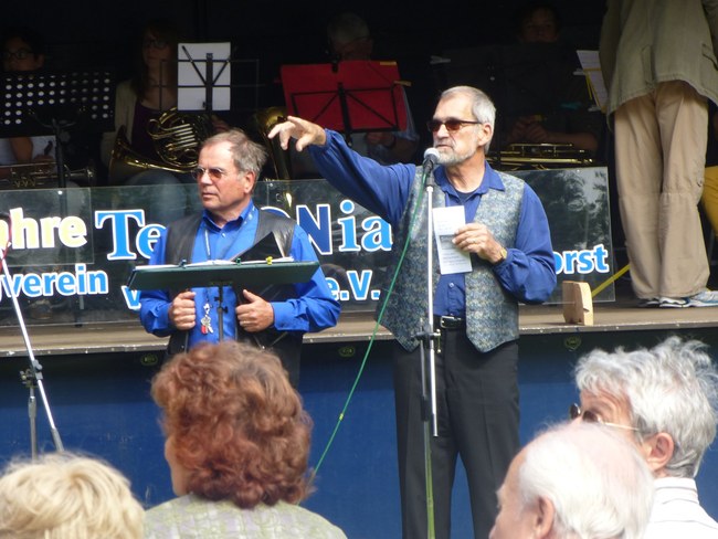 ../previews/064-SingendeGraft 34.JPG.medium.jpeg