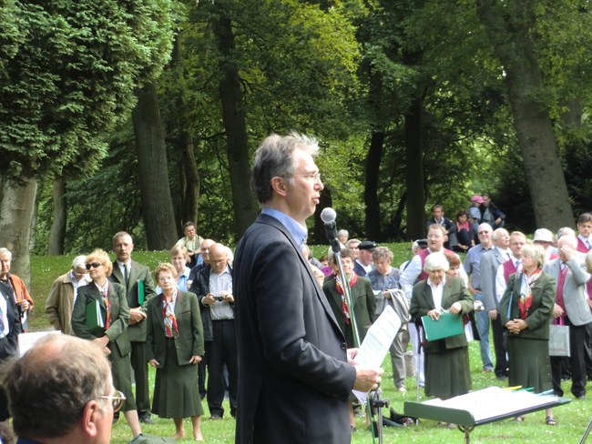 ../previews/085-SingendeGraft 55.JPG.medium.jpeg