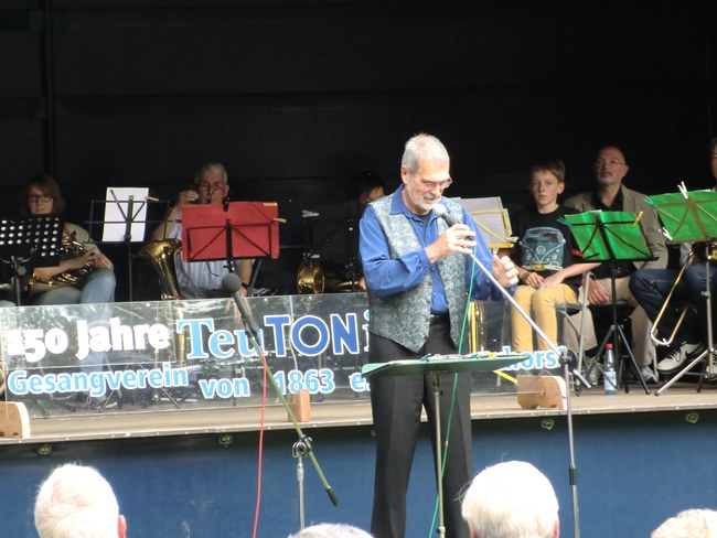 ../previews/095-SingendeGraft 65.JPG.medium.jpeg