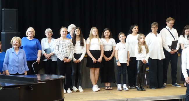 ../previews/005-16 Mai 2024 Konzert 05.jpg.medium.jpeg