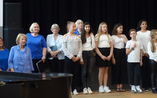 ../previews/006-16 Mai 2024 Konzert 06.jpg.medium.jpeg